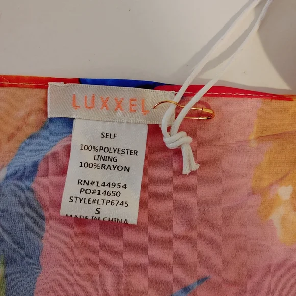 Luxxel Ladies 2 piece shorts set Size S Tie top Shorts skirt zips colorful New - Picture 11 of 12